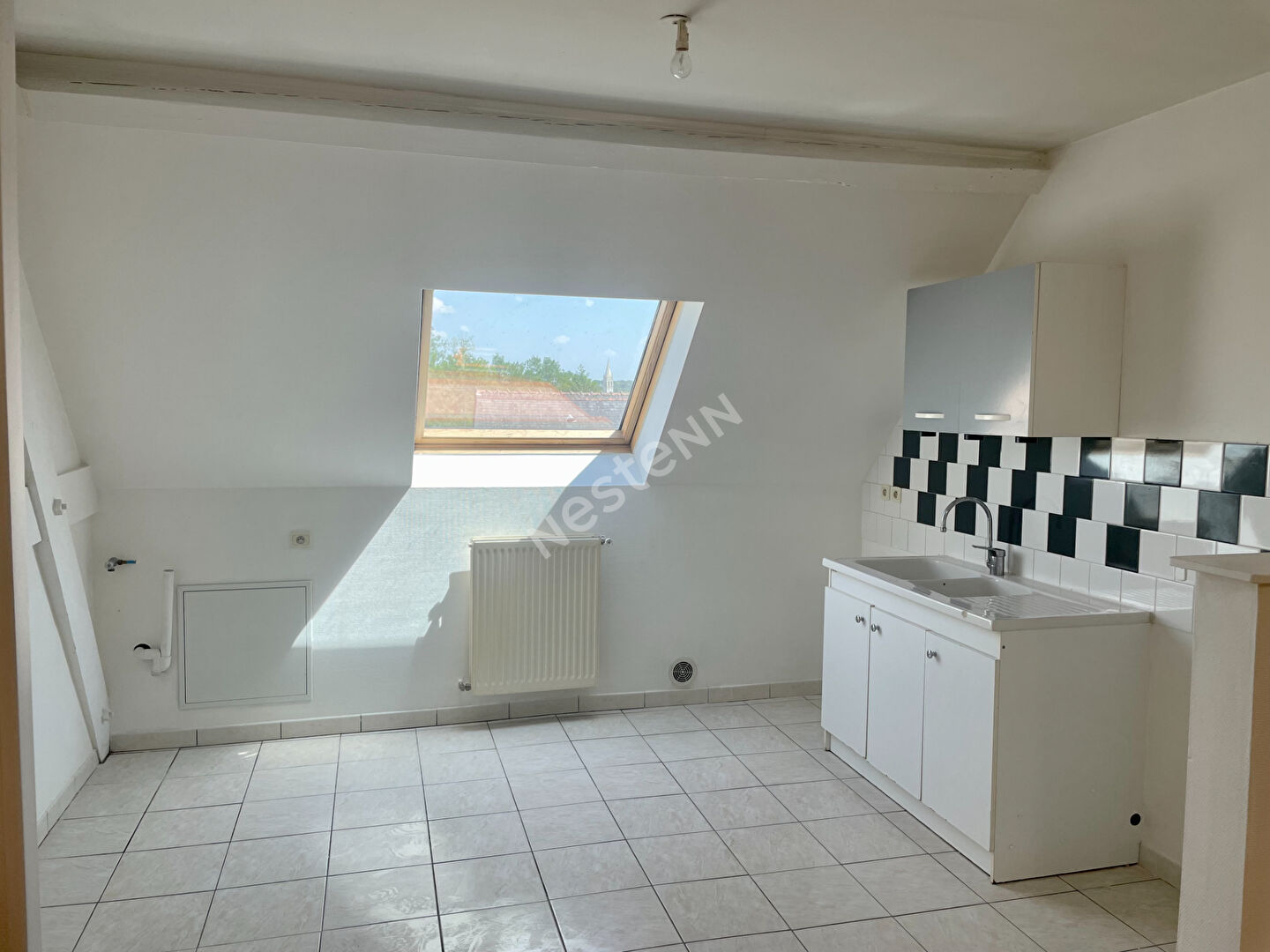 APPARTEMENT de Type 4 à louer à LOCHES