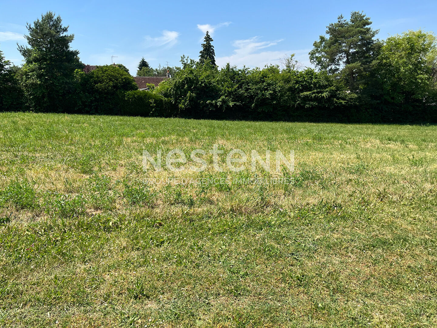 Terrain constructible viabilisé de 517 m²