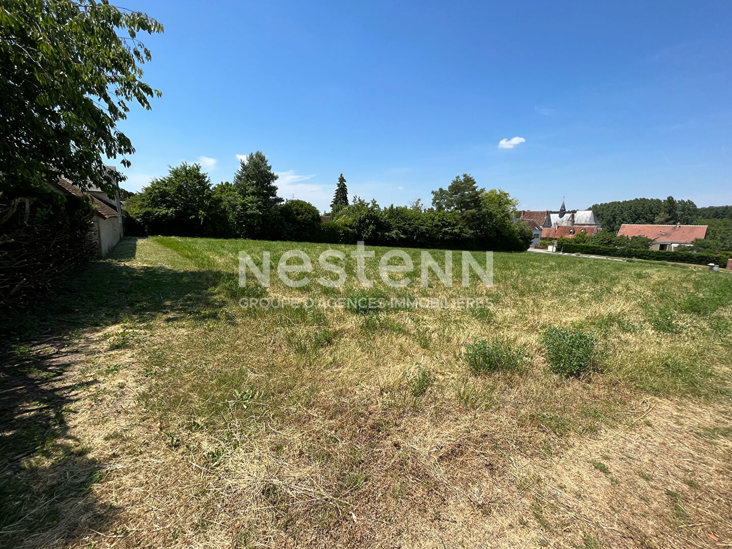 Terrain constructible viabilisé de 573 m²