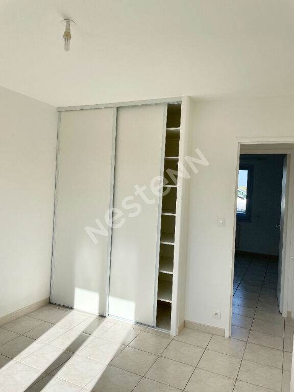 Photo Pavillon récent de plain-pied à louer à Genillé dans un quartier calme image 5/6