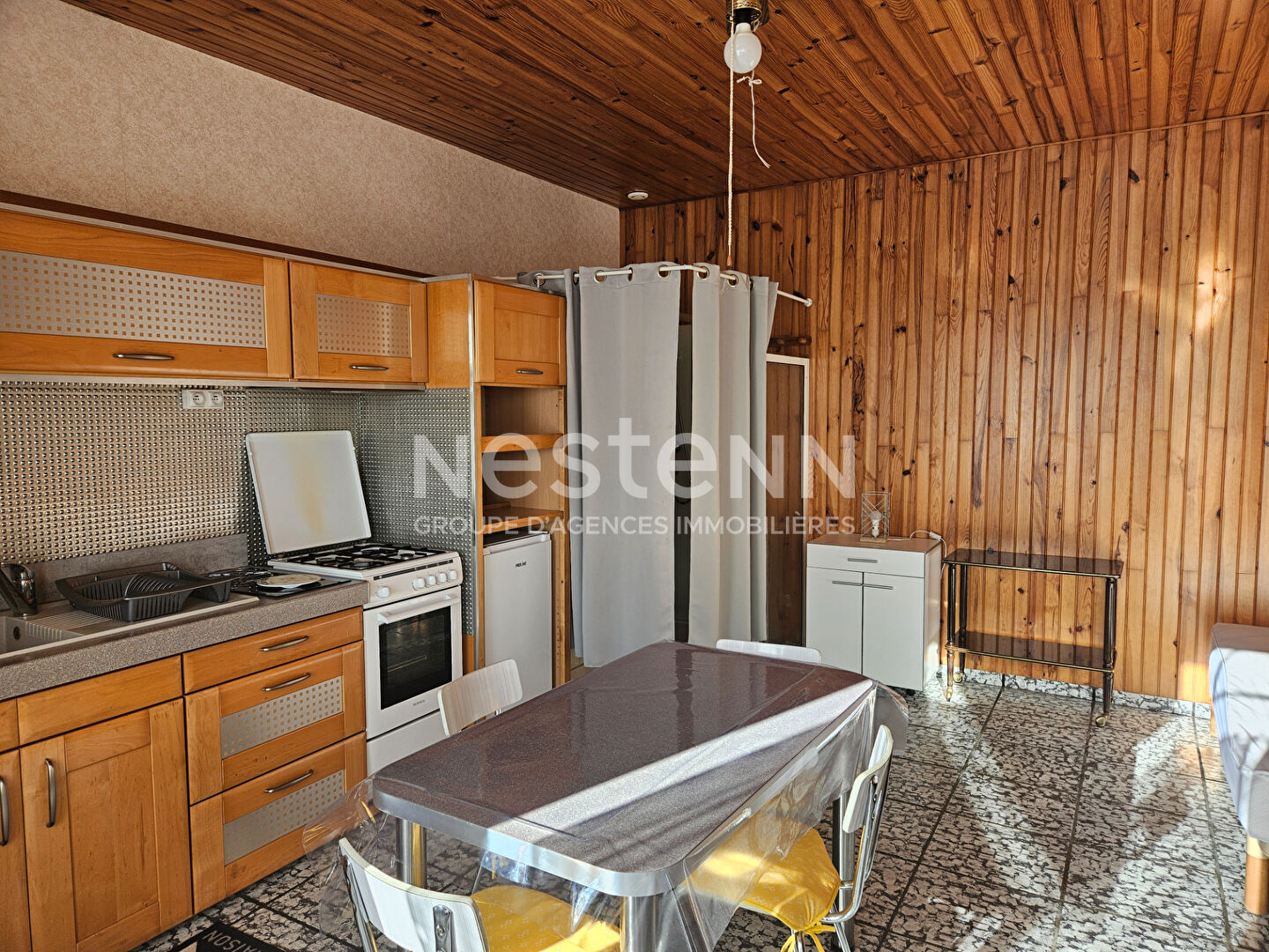 Studio meublé à louer Loches