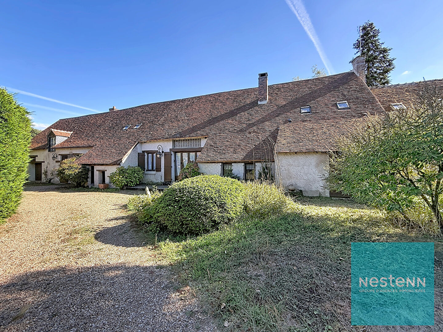MOSNES, magnifique longère de 335 m² avec gîte indépendant et terrain de 7 028 m²
