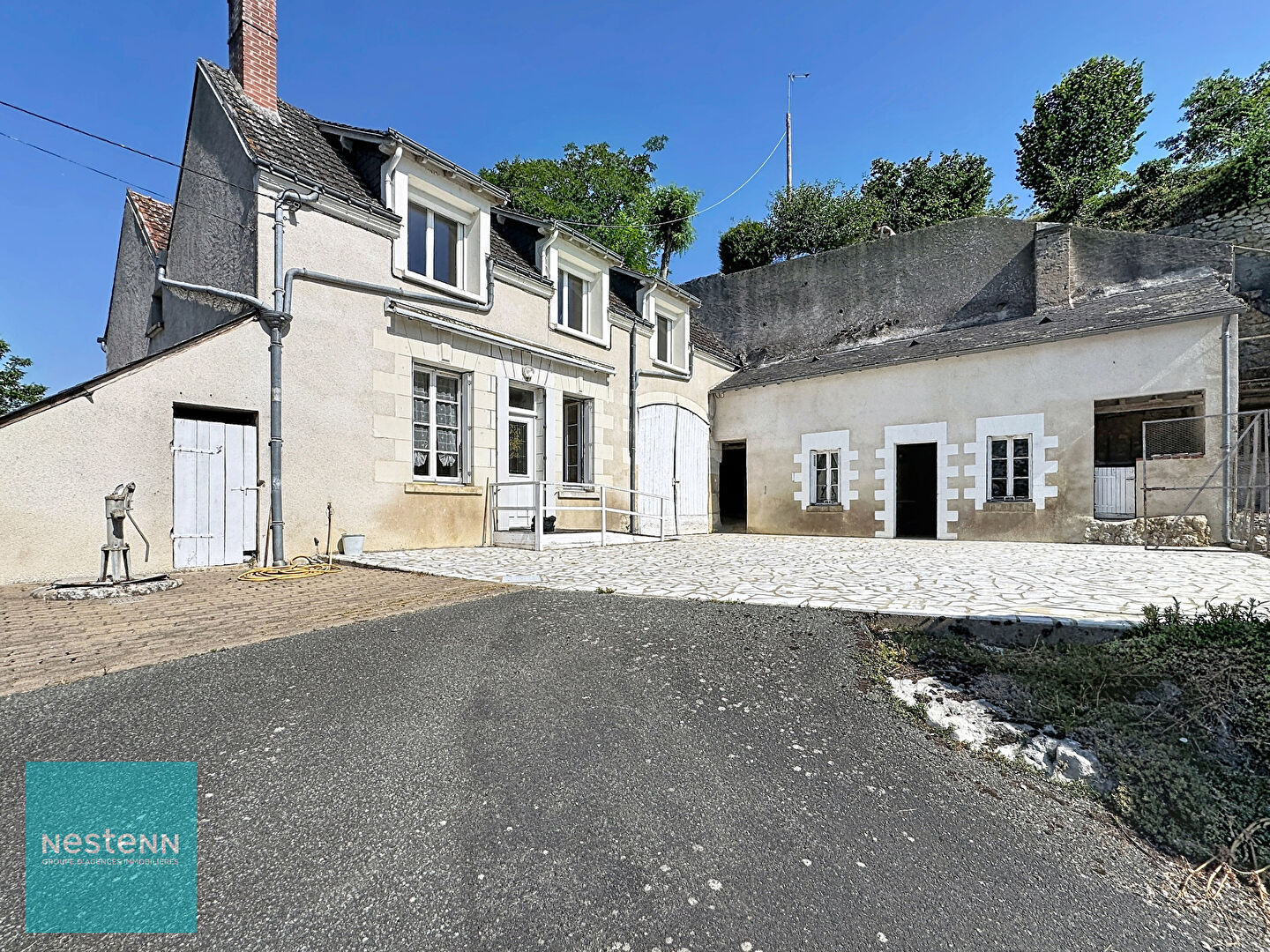 Ancien corps de ferme à vendre à Civray de Touraine (37150)
