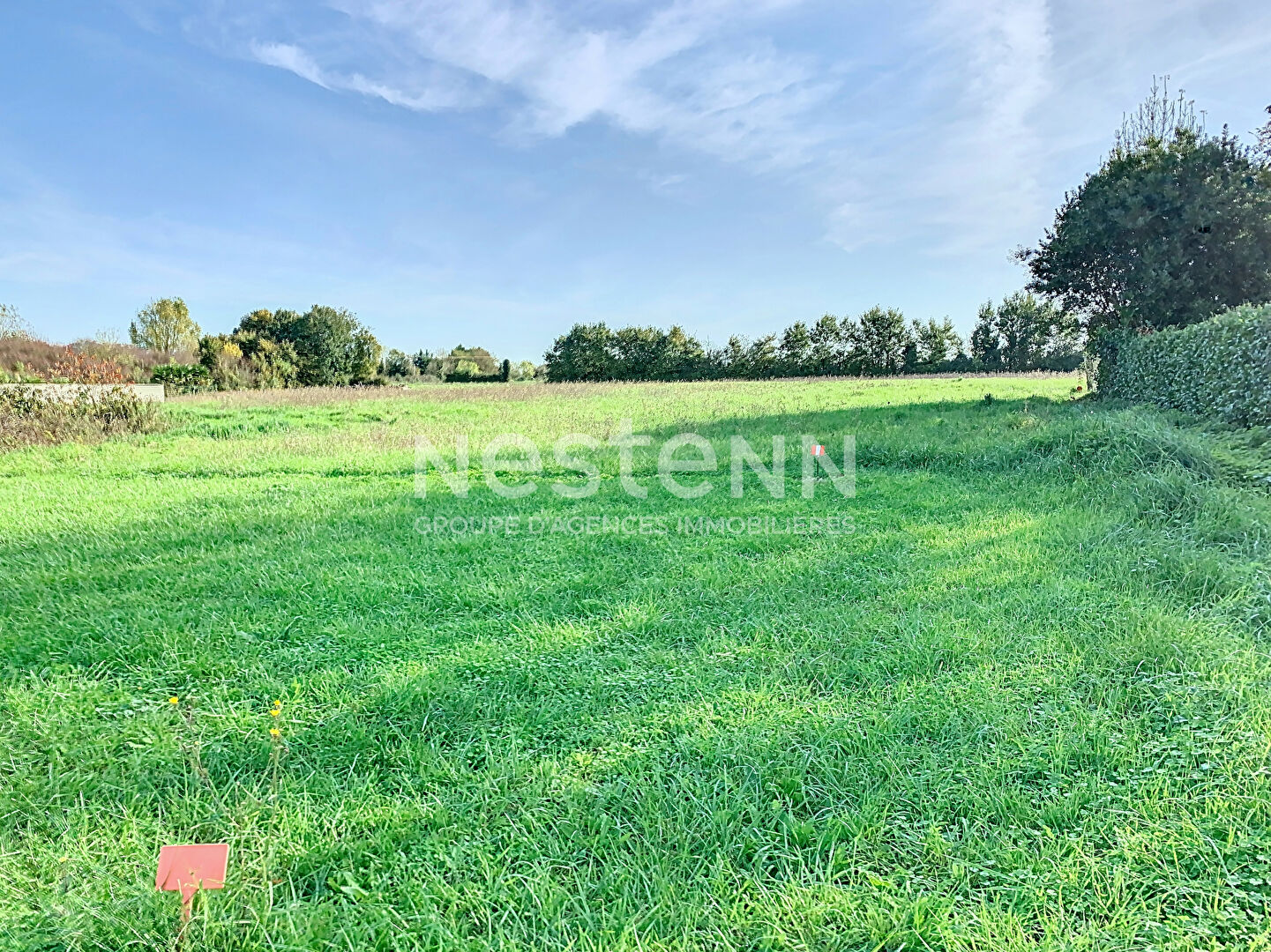 À VENDRE Terrain constructible de 1 342 m² à Saint-Étienne-de-Brillouet entre Sainte-Hermine et Fontenay-le-Comte.