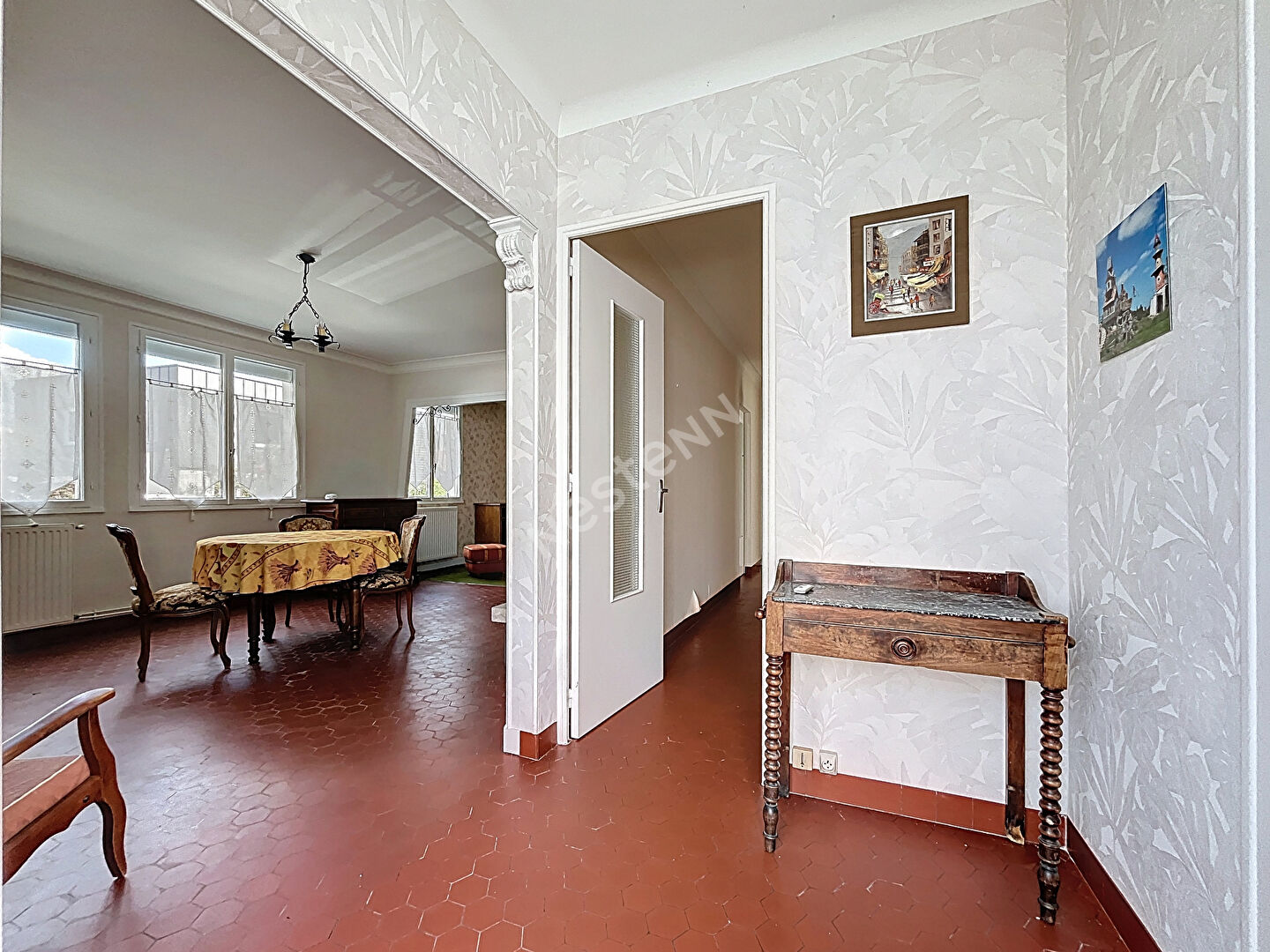 Photo ORVAULT - FERRIERE - PETIT CHANTILLY / Maison 5 pièce(s) 99 m2 / JARDIN / GARAGE image 3/6