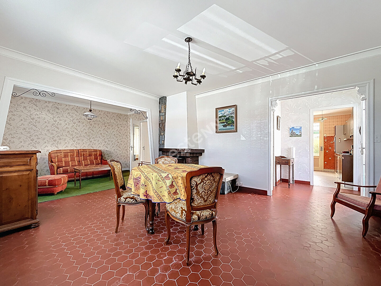 Photo ORVAULT - FERRIERE - PETIT CHANTILLY / Maison 5 pièce(s) 99 m2 / JARDIN / GARAGE image 6/6