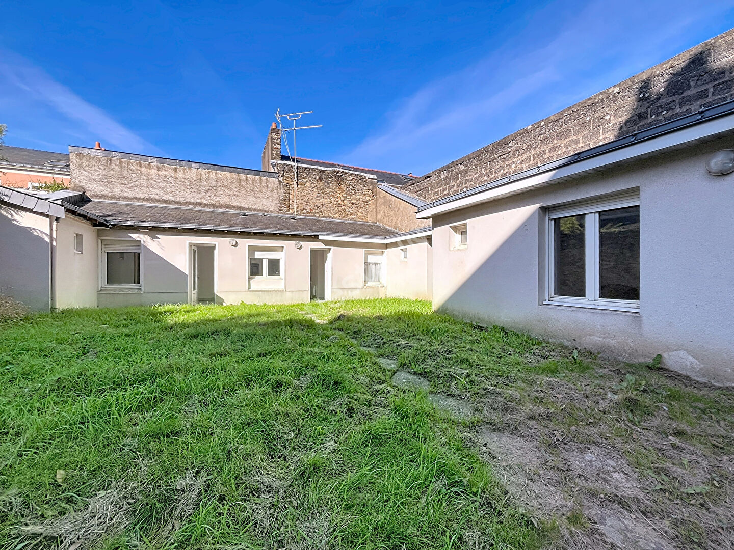 Agence immobilière de AVIS Immobilier Nantes Rond Point Vannes