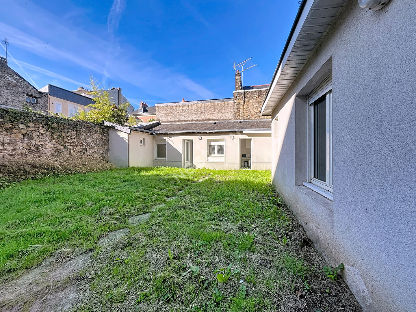 Agence immobilière de AVIS Immobilier Nantes Rond Point Vannes