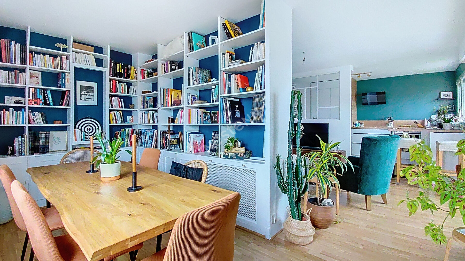 NANTES - GAUDINIÈRE / Appartement 3 pièces 2 chambres, acenseur, loggia, parking et cave