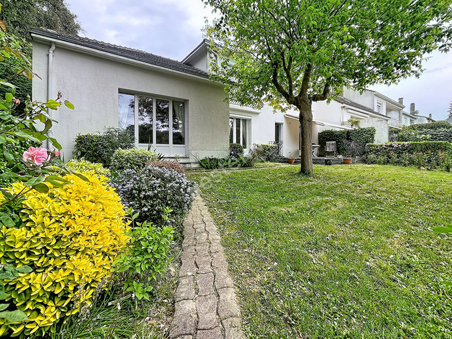Agence immobilière de AVIS Immobilier Nantes Rond Point Vannes