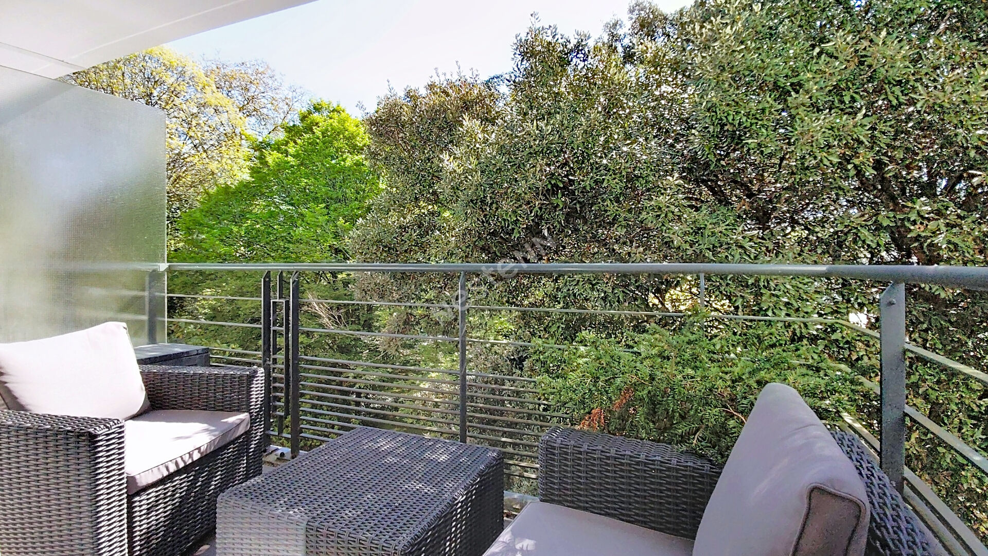 Agence immobilière de AVIS Immobilier Nantes Rond Point Vannes