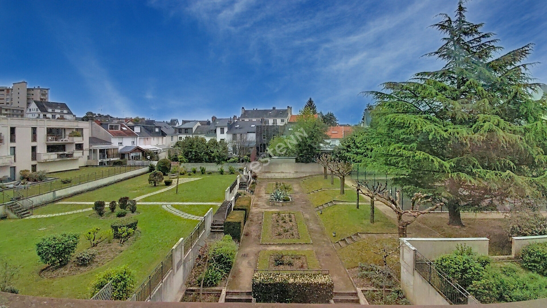 Agence immobilière de AVIS Immobilier Nantes Rond Point Vannes