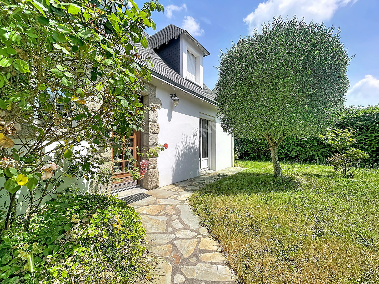Agence immobilière de AVIS Immobilier Nantes Rond Point Vannes