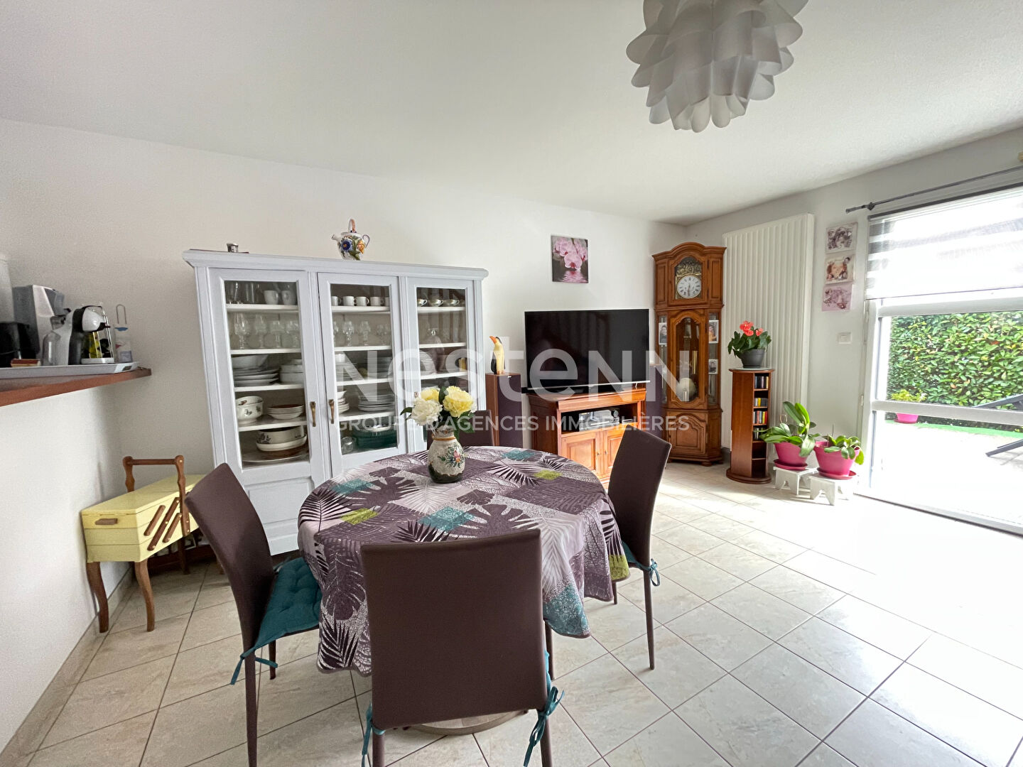À VENDRE Maison T3 mitoyenne - Vendue louée - garage et place de parking