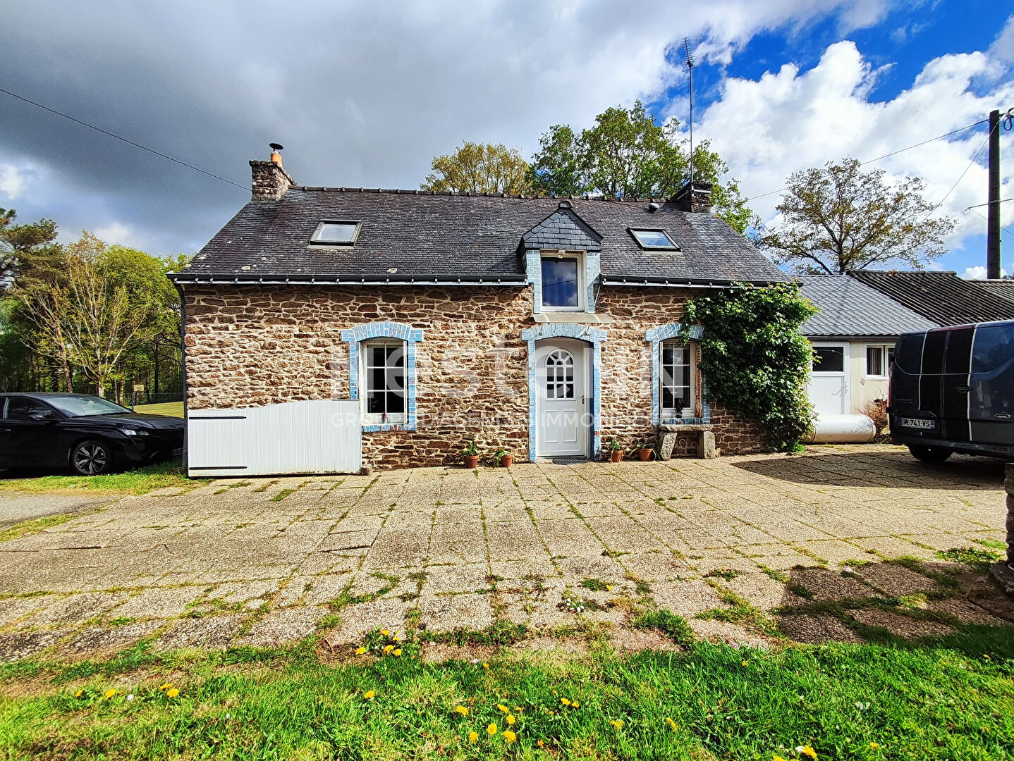 Maison à vendre à BIGNAN avec locataire en place