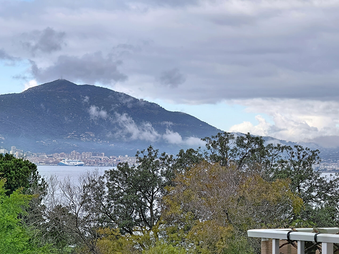 A VENDRE! T2 duplex  50m2 avec superbe vue mer Porticcio