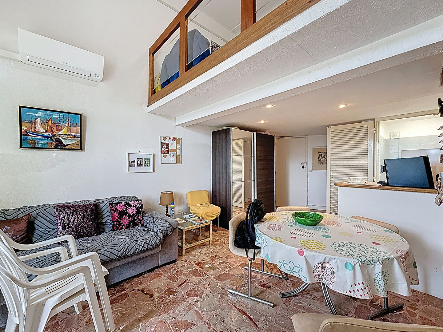 A VENDRE! T2 duplex  50m2 avec superbe vue mer Porticcio