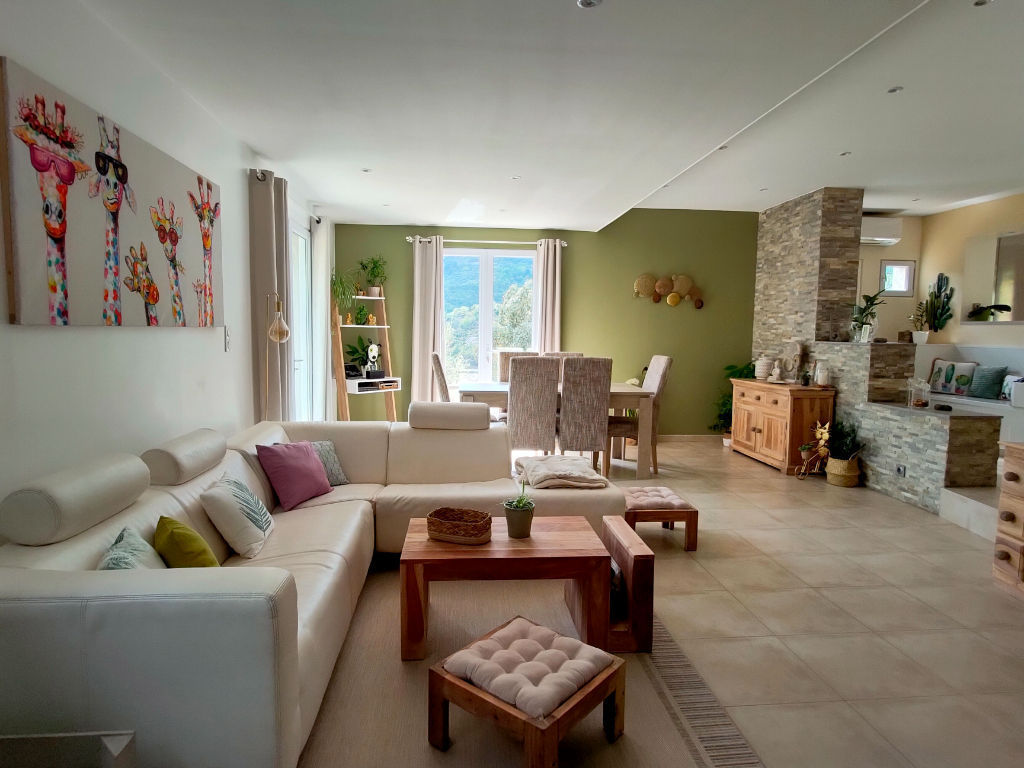 Photo Maison - Contes 4/5 pièces avec jardin/terrasse image 2/6