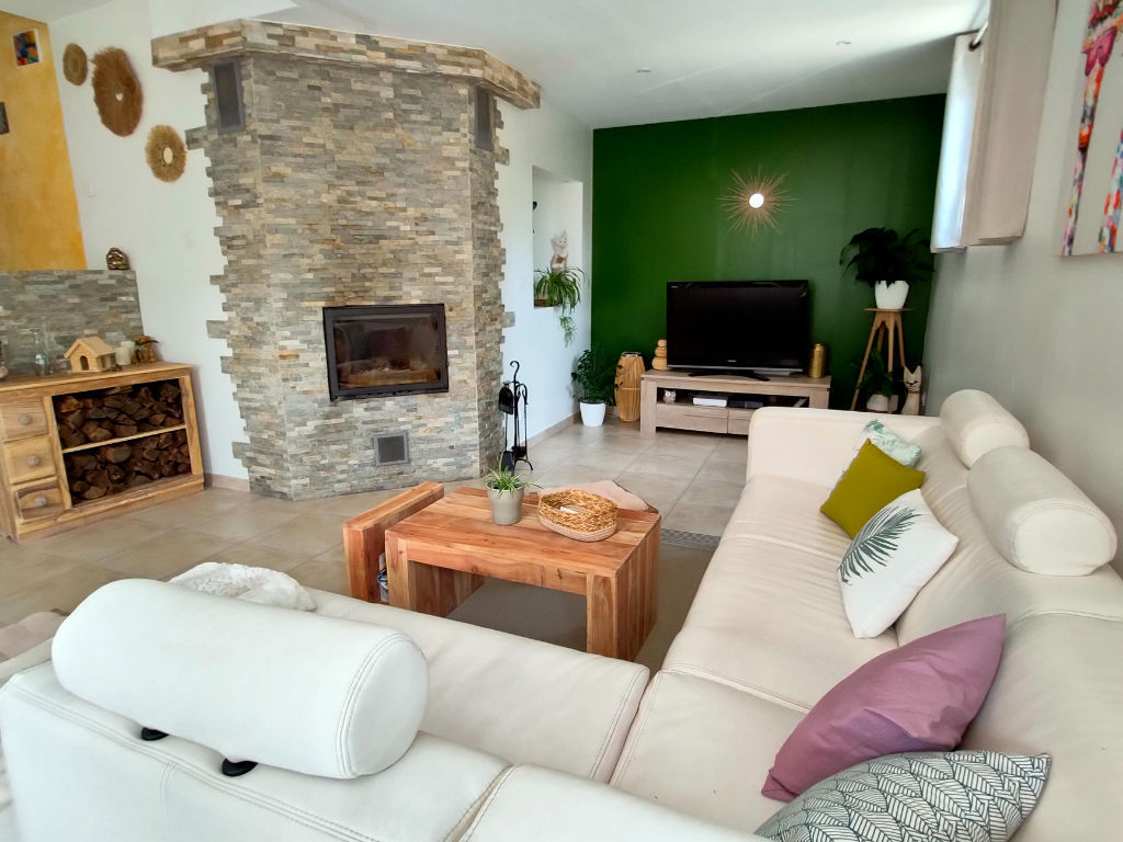 Photo Maison - Contes 4/5 pièces avec jardin/terrasse image 3/6