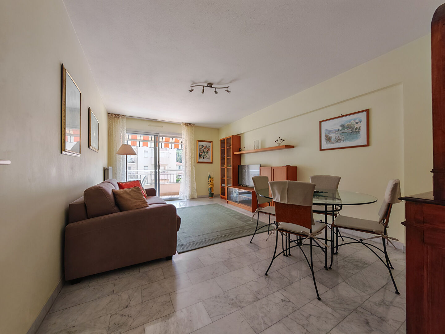 Nice Californie/Lenval - 2 pièces traversant de 57m² en étage élevé avec terrasse, garage et cave