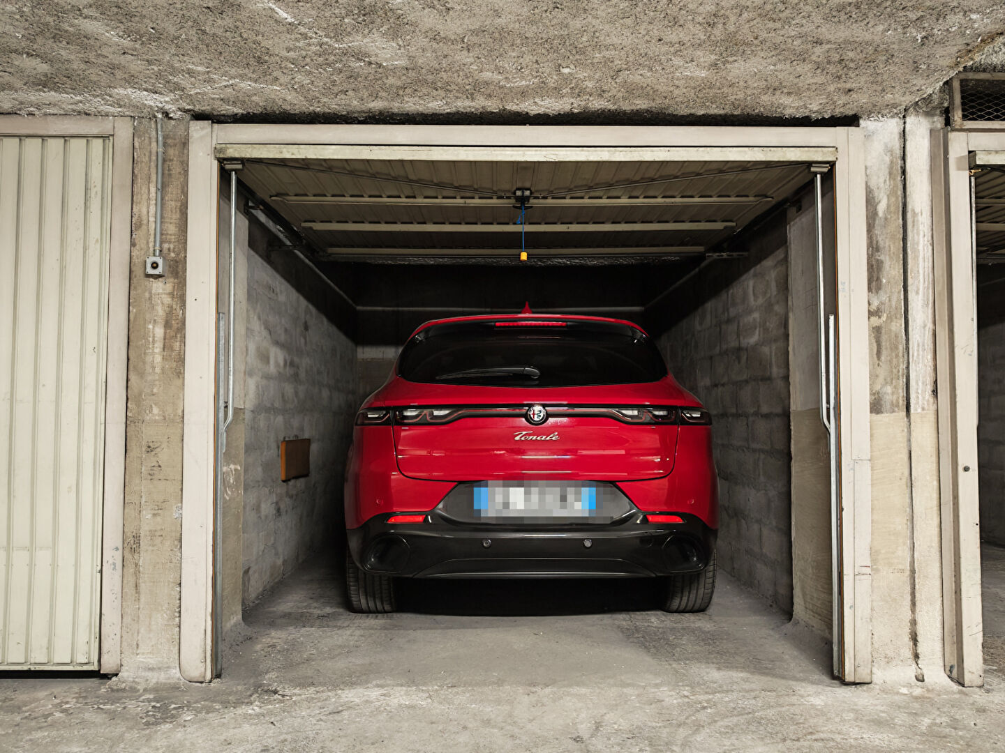 Nice Californie/Magnan - Garage/box fermé de 13.5 m² avec porte coulissante facilement accessible