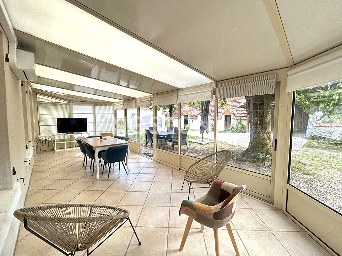 Photo LONGÈRE SANS TRAVAUX 3 CHAMBRES TERRAIN DÉPENDANCES PLEIN CENTRE DE CHABRIS (INDRE 36) image 5/6