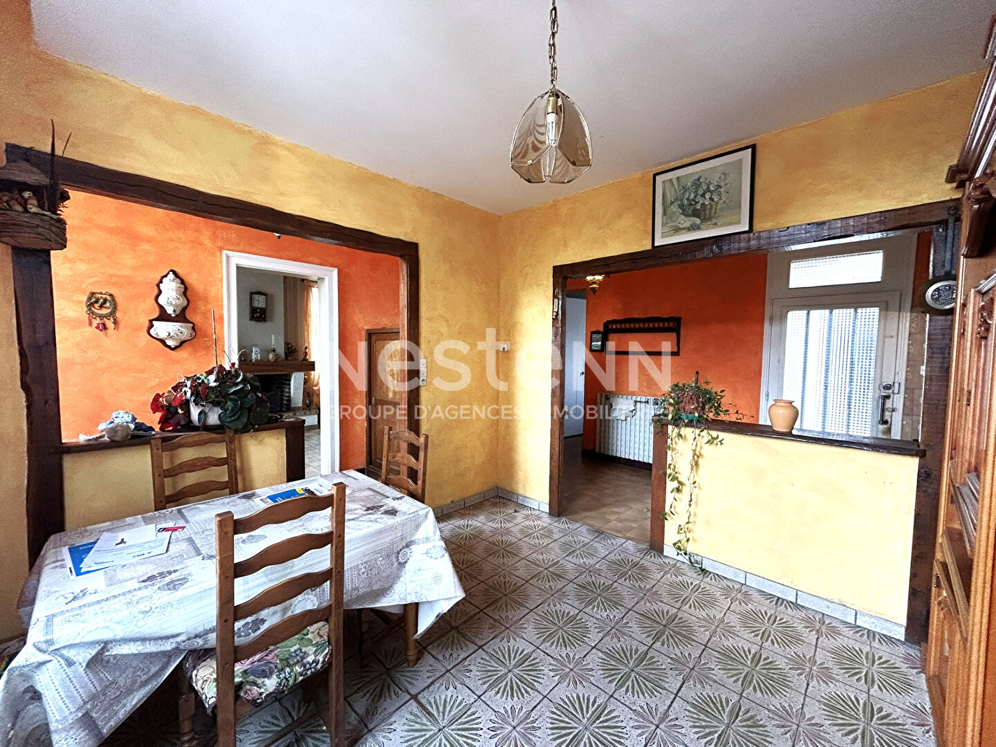 Photo MAISON DE CARACTERE DE 130m² 3 CHAMBRES SUR 3 NIVEAUX EN PLEIN-CENTRE VILLENTROIS (INDRE 36) image 2/6