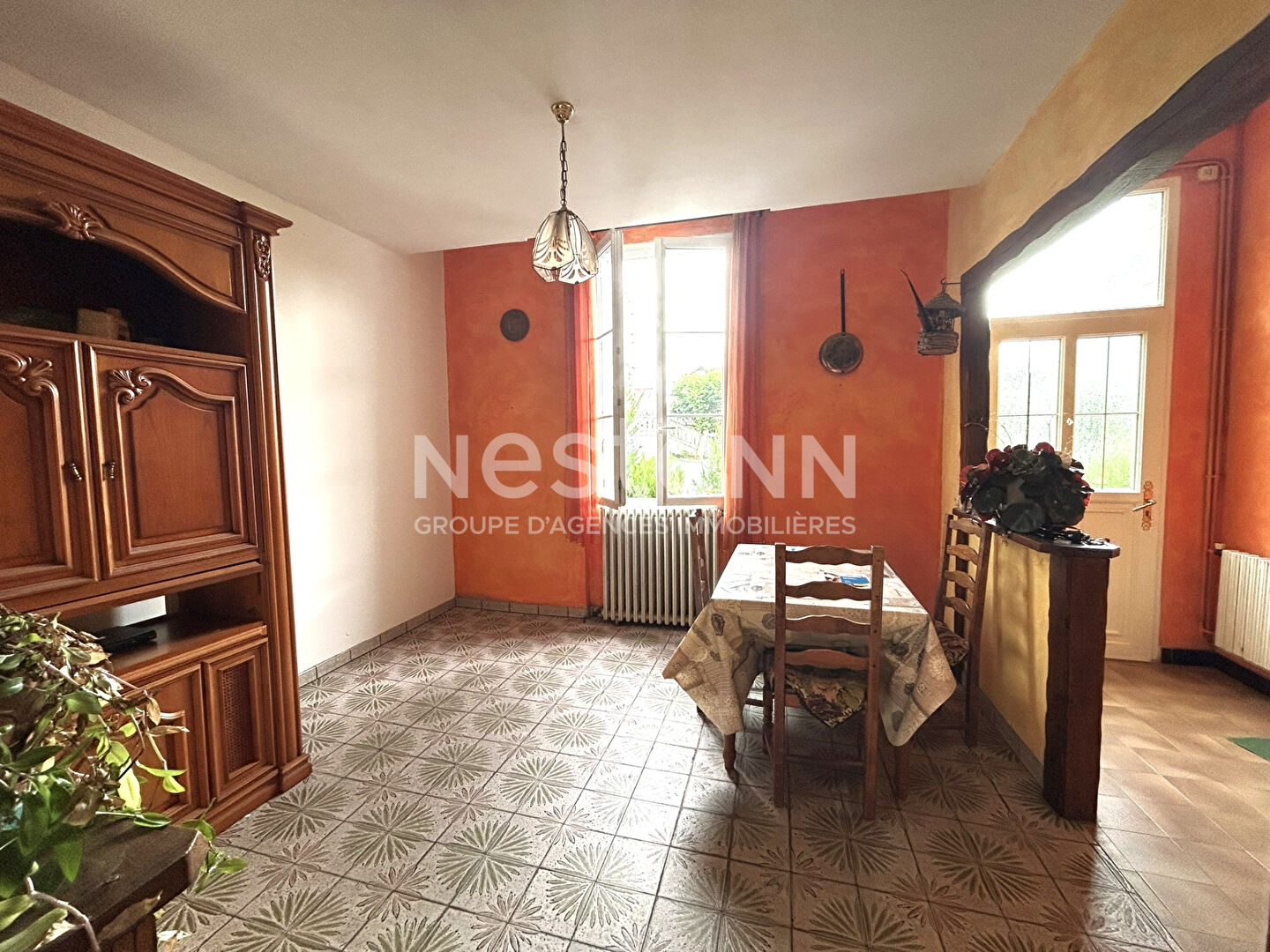 Photo MAISON DE CARACTERE DE 130m² 3 CHAMBRES SUR 3 NIVEAUX EN PLEIN-CENTRE VILLENTROIS (INDRE 36) image 3/6