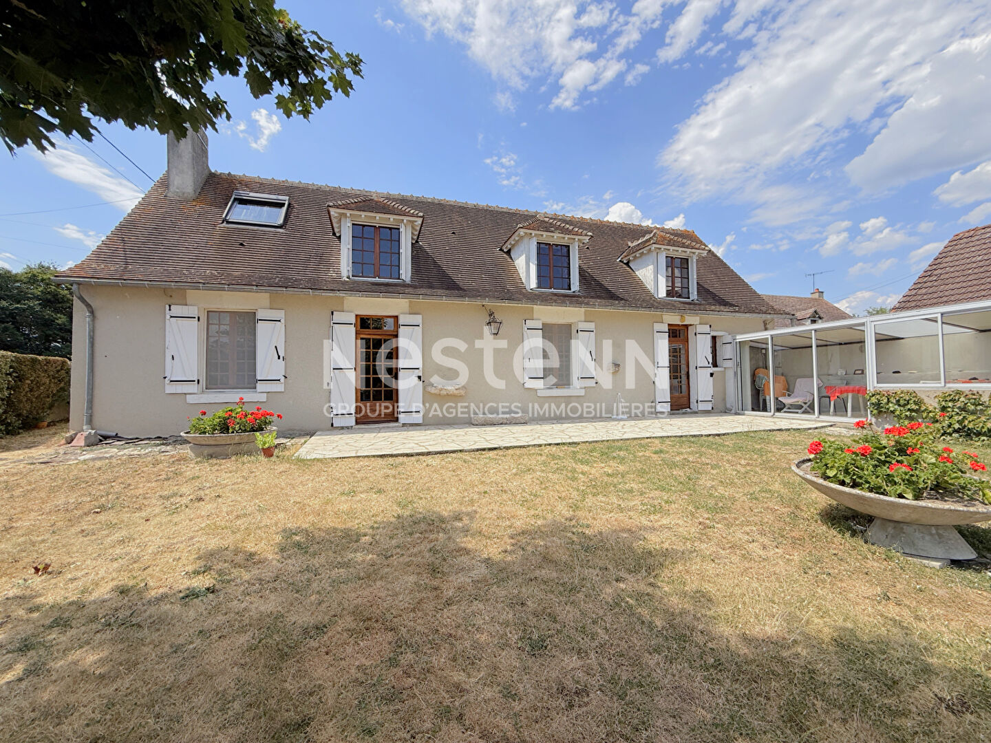 Charmante longère en pierre 2 chambres et un bureau à vendre en campagne de Val Fouzon  (Indre 36)