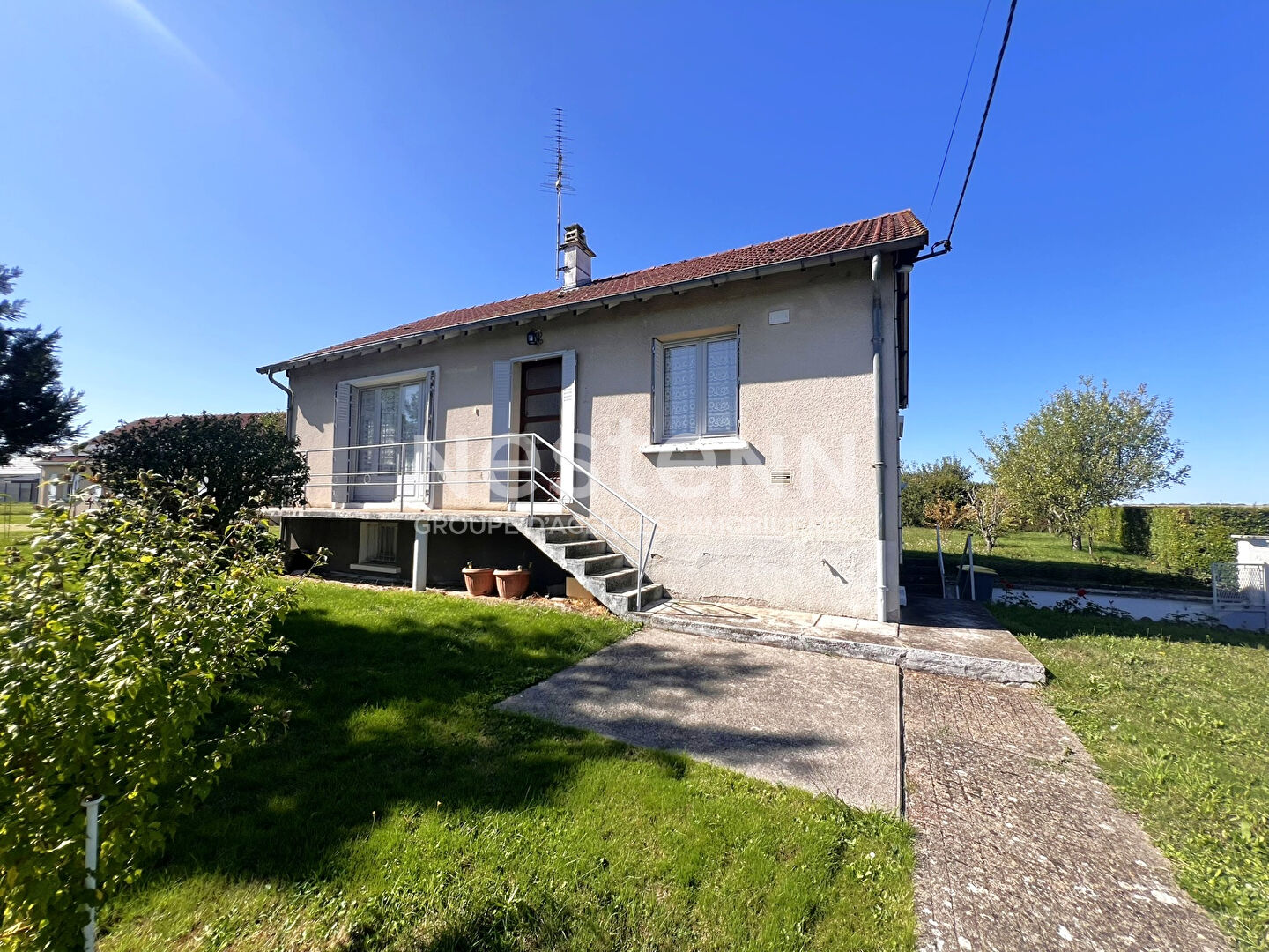 Photo À VENDRE MAISON 3 CHAMBRES AVEC SOUS-SOL TOTAL ET JARDIN POULAINES (36210) - INDRE image 1/6
