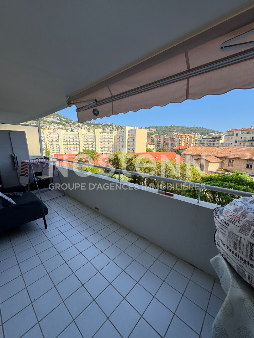 APPARTEMENT 3 PIECES MEUBLE A LOUER - NICE VAUBAN
