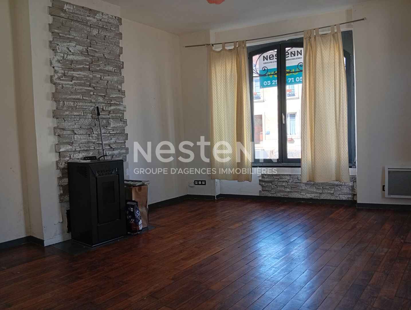 REVIGNY-SUR-ORNAIN maison de ville de 92 m² de type F4 avec cour et cave.