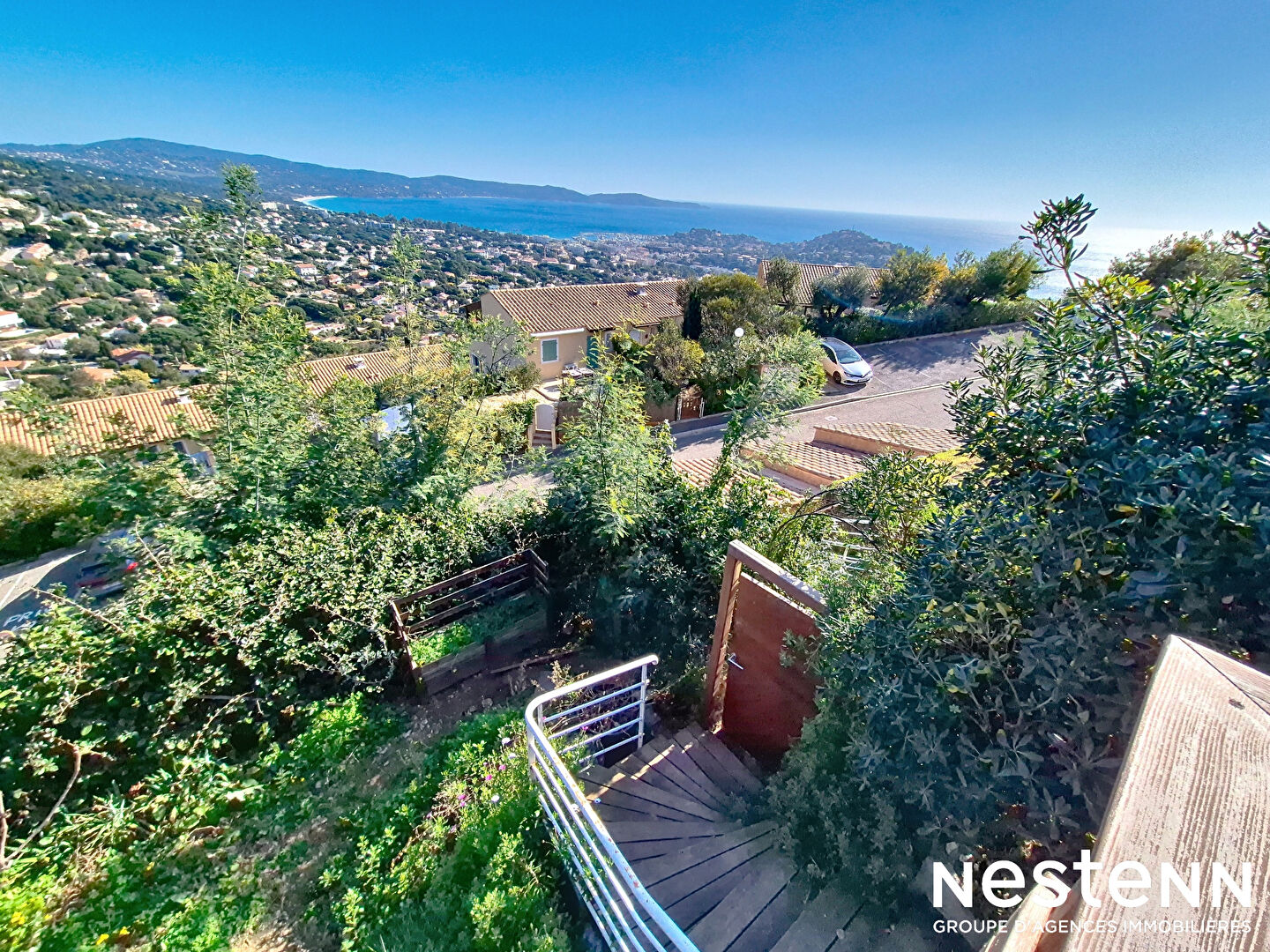 Agence immobilière de NESTENN CAVALAIRE - NESTENN CAVALAIRE