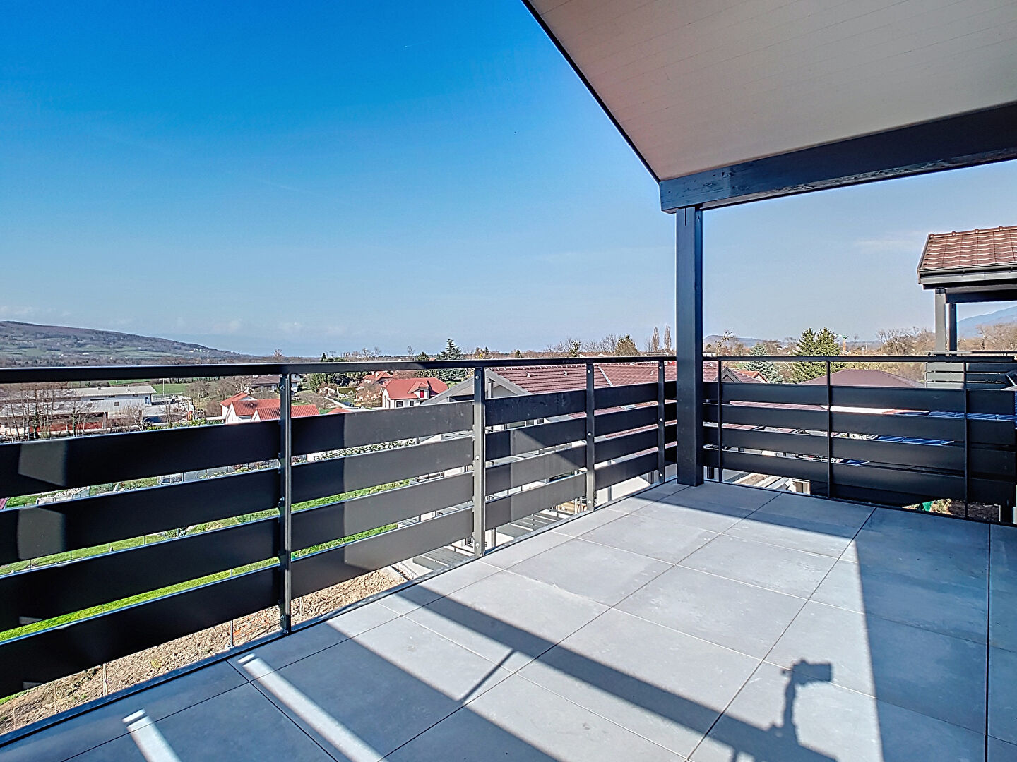 Spacious property terrace with panoramic views in Haute-Savoie, Auvergne-Rhône-Alpes, 74890.