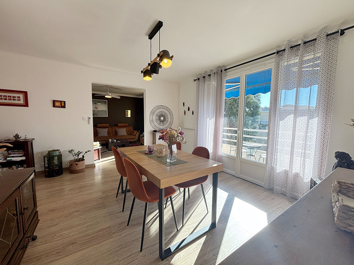 Agence immobilière de 
 NESTENN HYERES - NESTENN HYERES 
