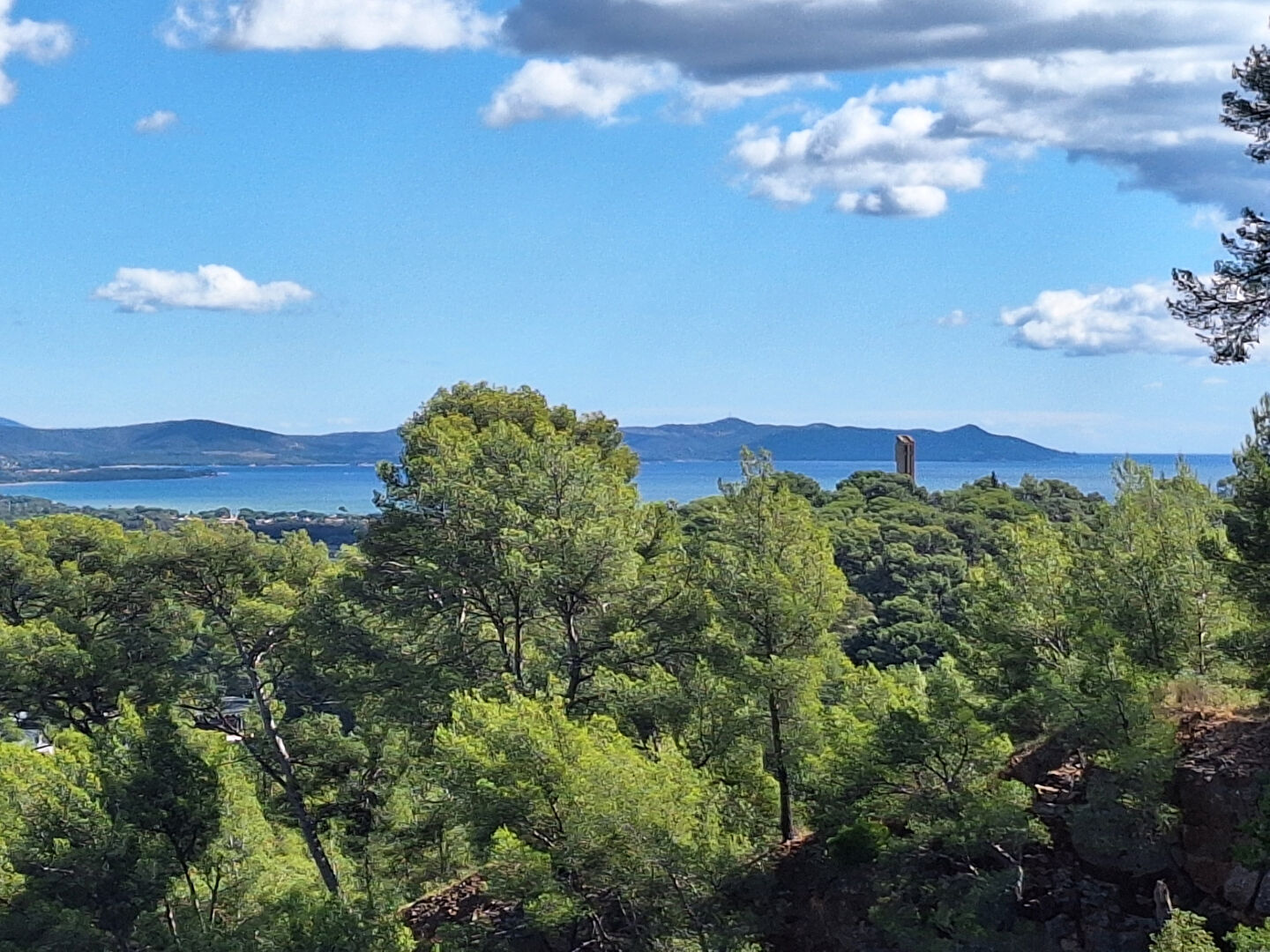 Agence immobilière de 
 NESTENN HYERES - NESTENN HYERES 
