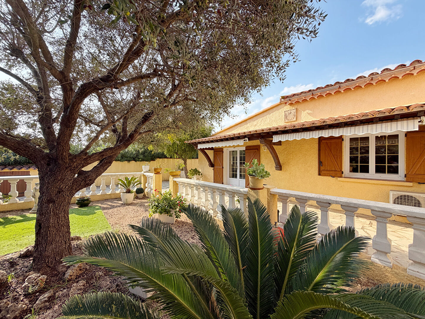 Agence immobilière de 
 NESTENN HYERES - NESTENN HYERES 
