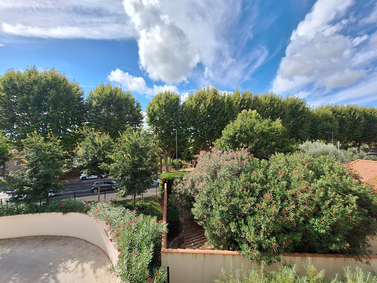 Agence immobilière de 
 NESTENN HYERES - NESTENN HYERES 
