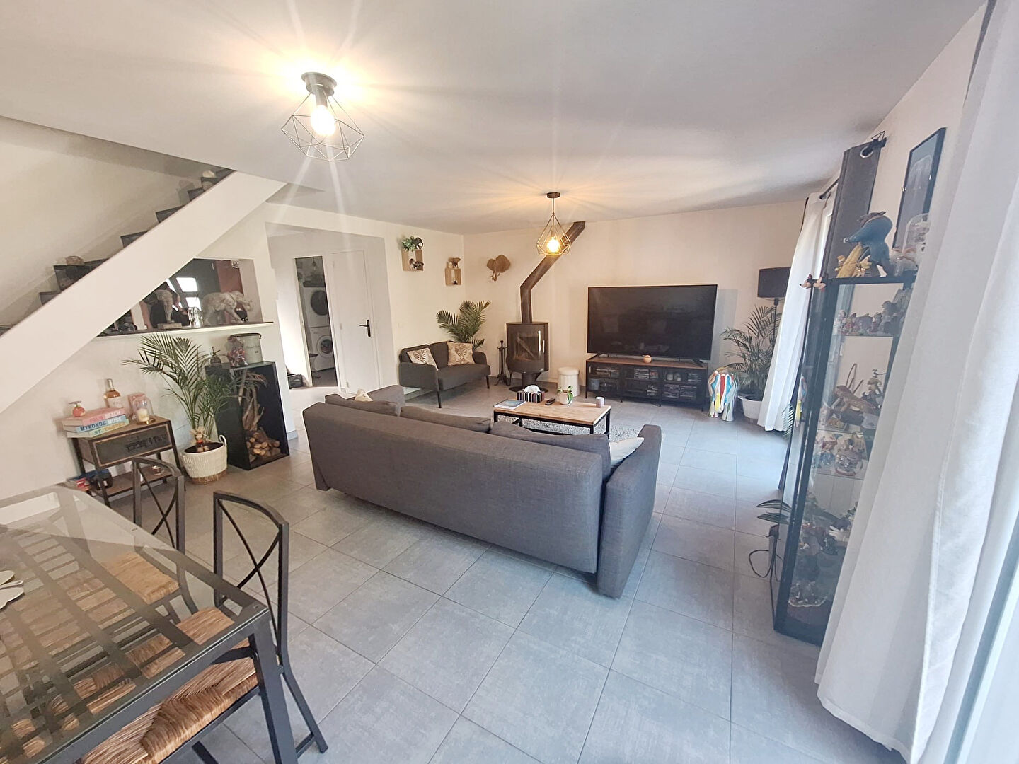 Agence immobilière de 
 NESTENN HYERES - NESTENN HYERES 
