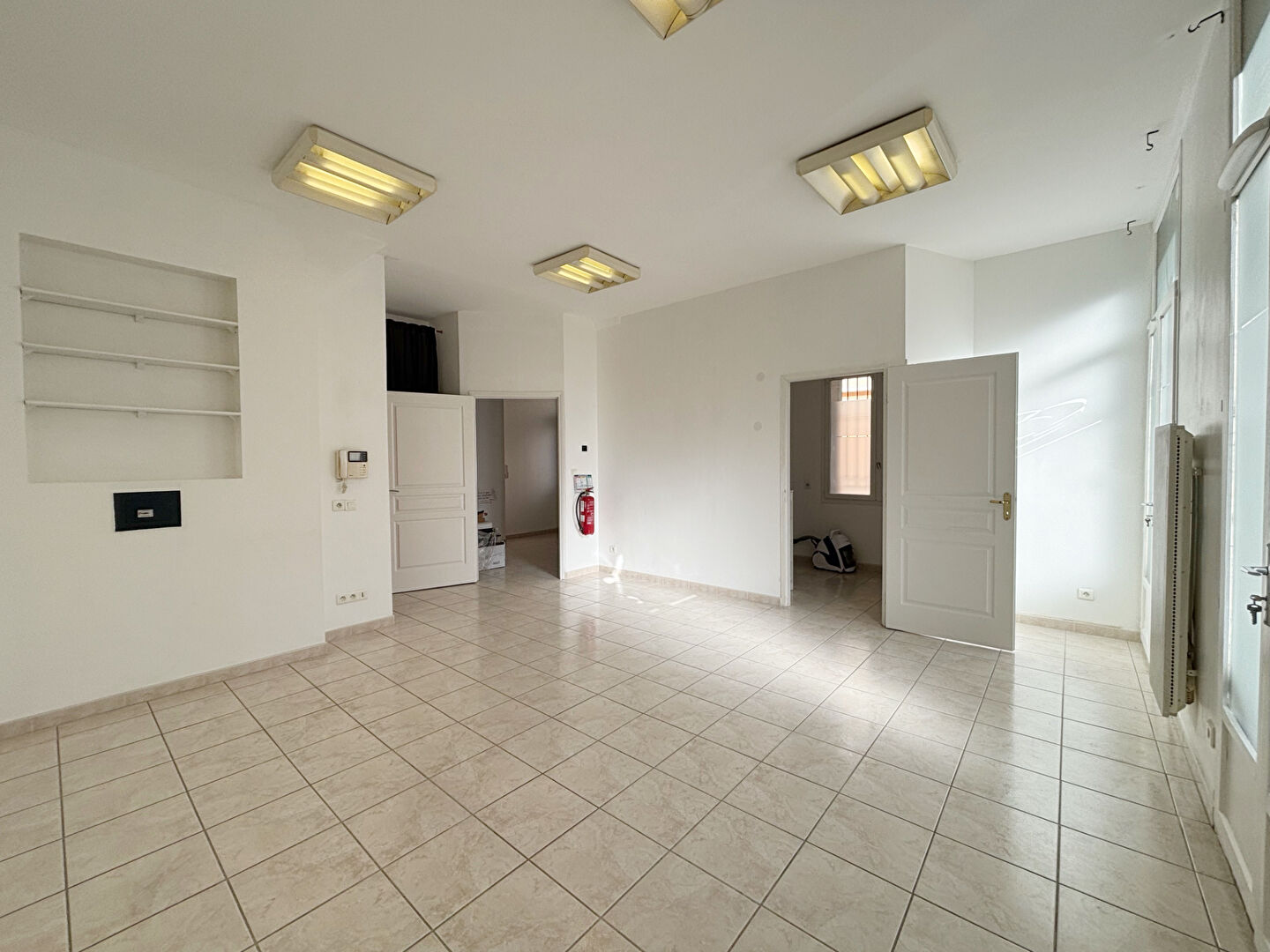 Agence immobilière de 
 NESTENN HYERES - NESTENN HYERES 
