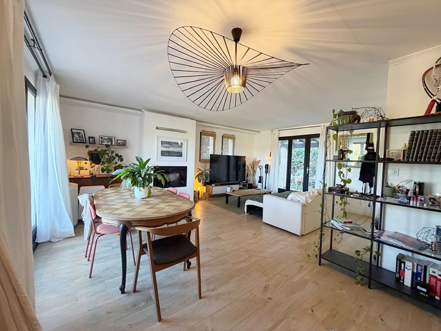 Agence immobilière de 
 NESTENN HYERES - NESTENN HYERES 
