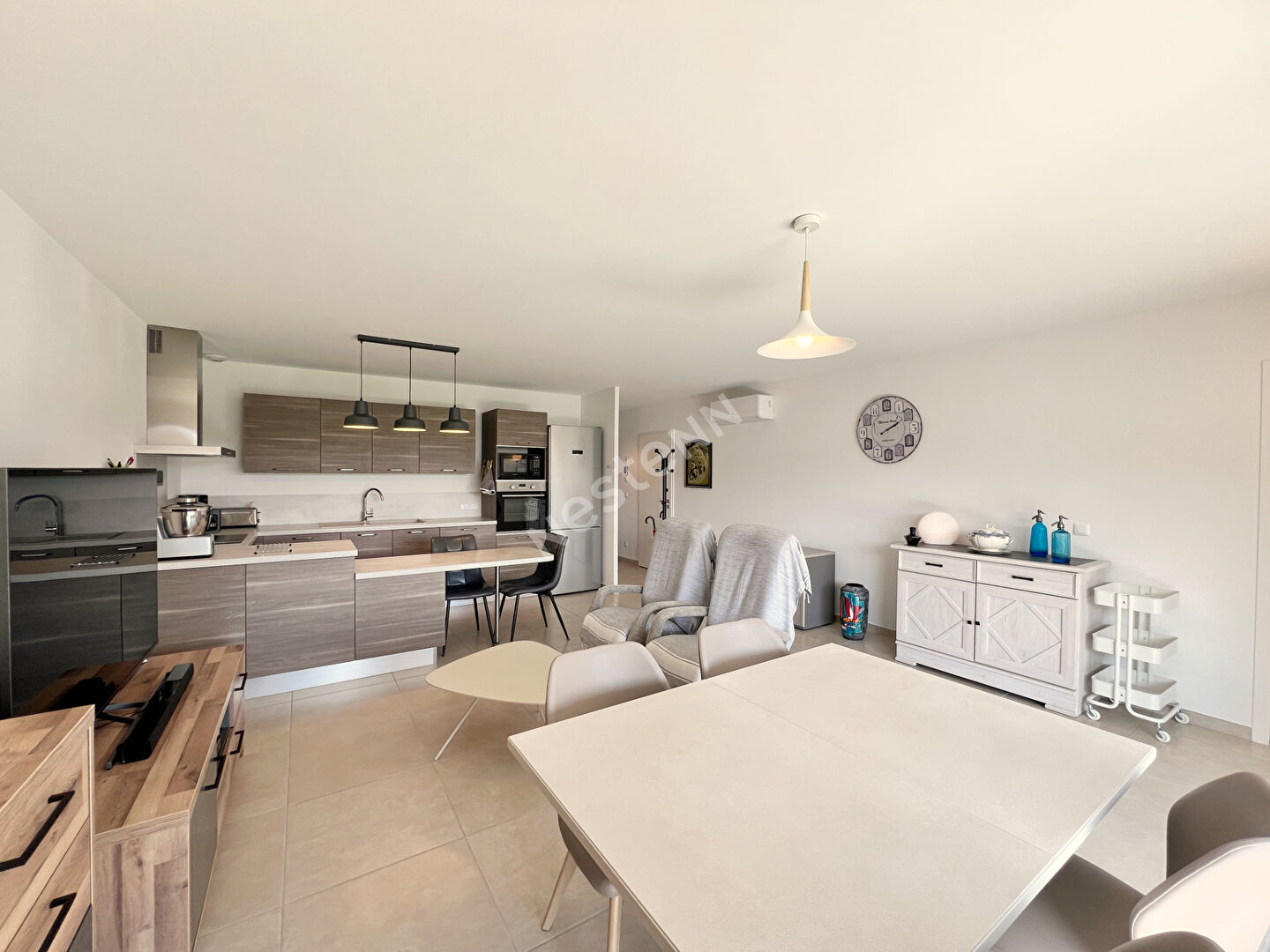 Agence immobilière de 
 NESTENN HYERES - NESTENN HYERES 

