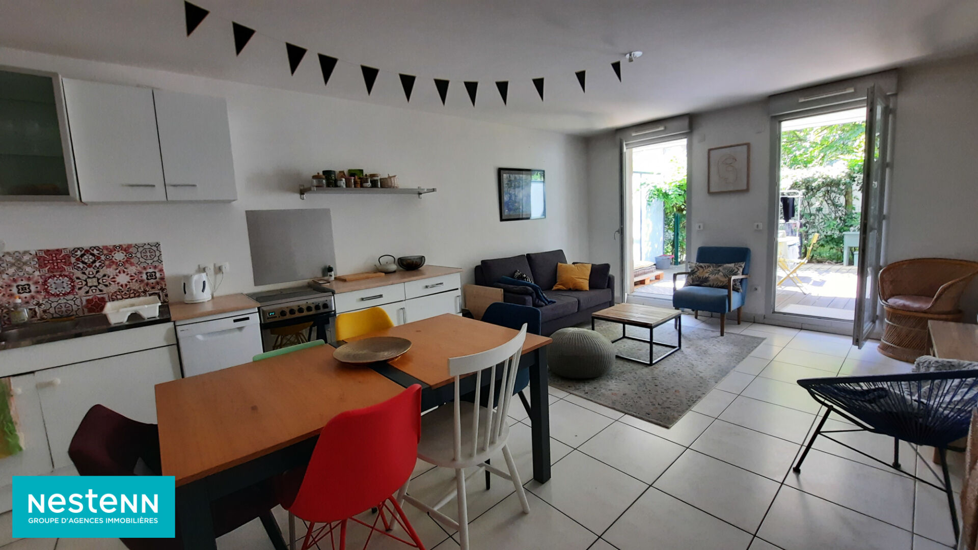 Photo Lyon 7 - Appartement en rez de jardin - 3 pièce(s) 66m2 - 19m² terrasse - garage fermé image 4/6