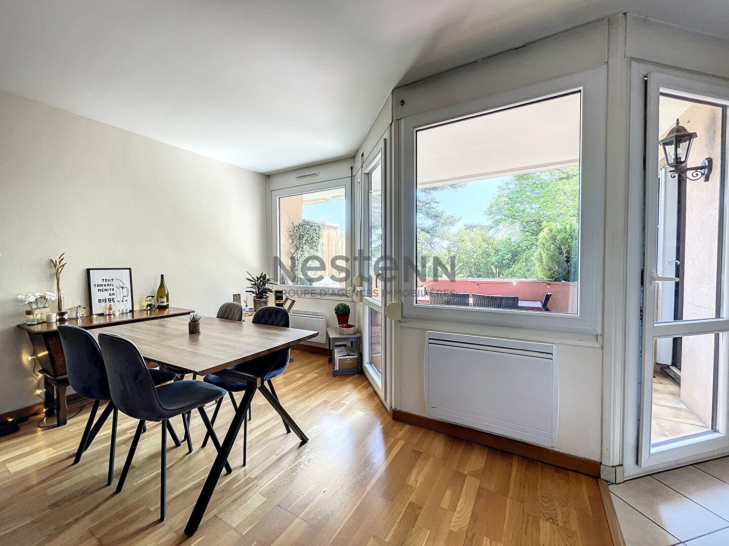 Photo OULLINS  APPARTEMENT T4 3 chambres loggia, vue sur parc,  garage et parking image 5/6