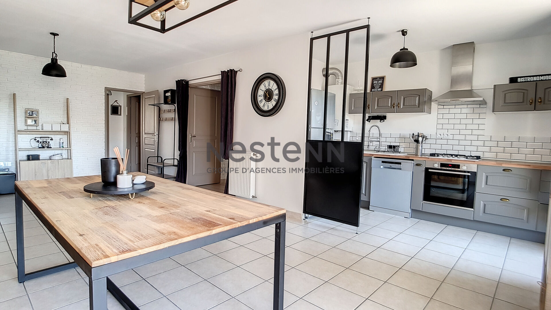 Photo Grigny - Appartement duplex T5 -121m² - 3ch image 3/6