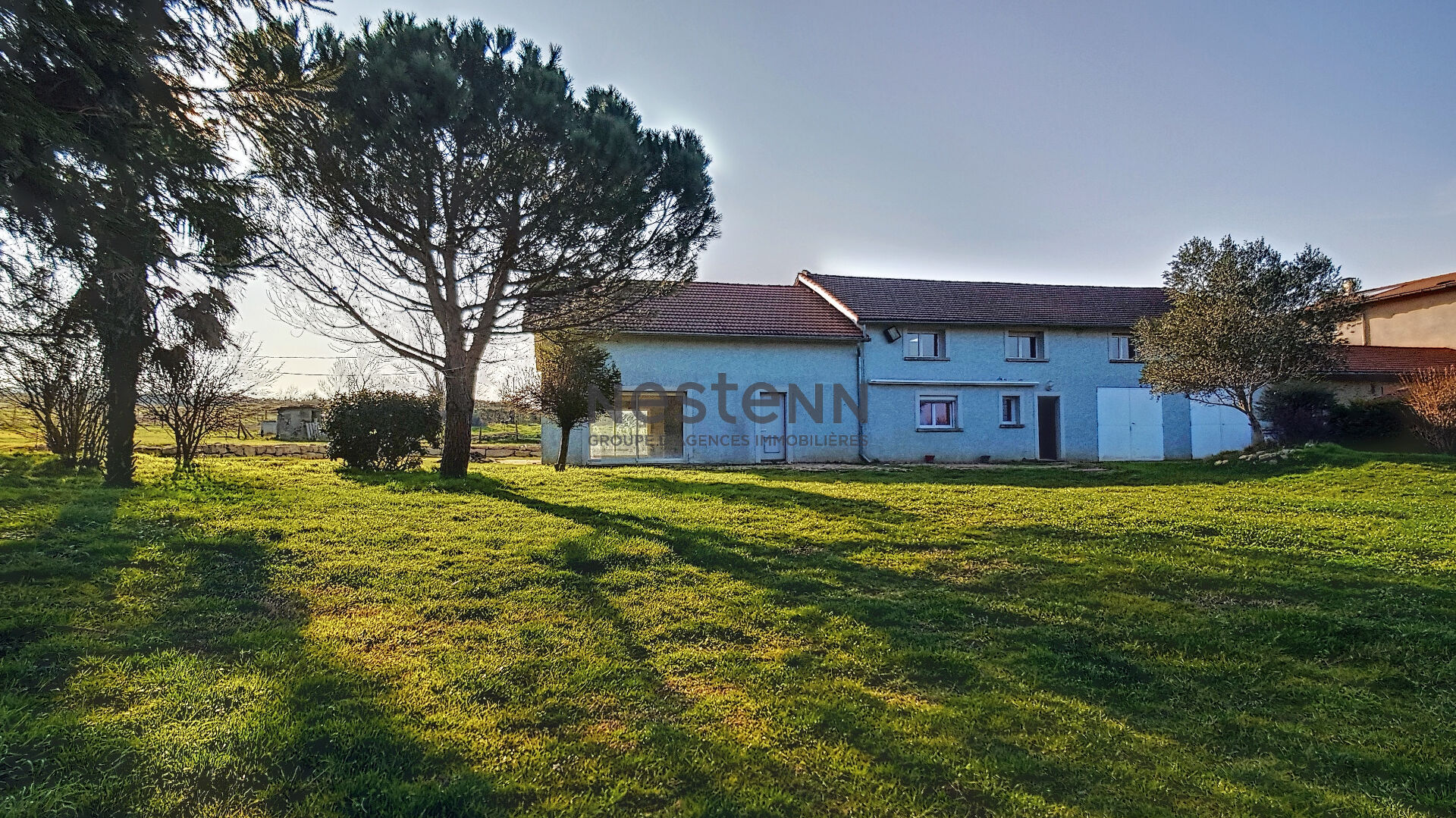 Photo TREVES CORPS DE FERME AVEC TRAVAUX   200m2hab + 200m2 à aménager  terrain 4800m2 image 3/6