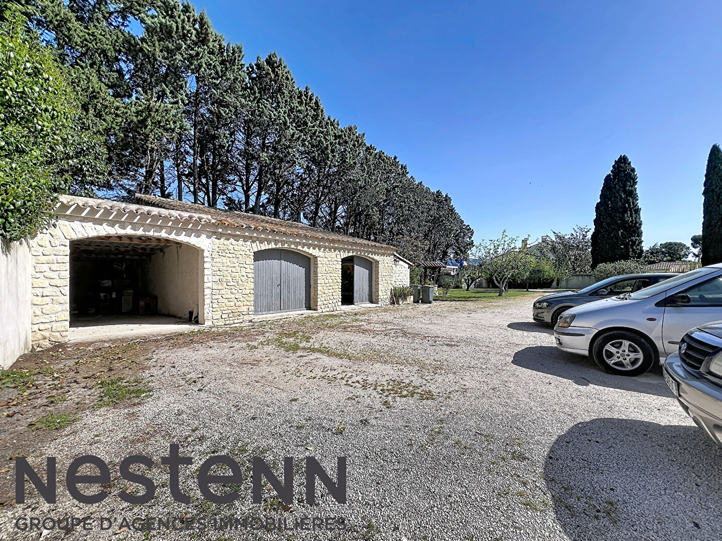 Agence immobilière de 
 NESTENN SALON DE PROVENCE - NESTENN SALON DE PROVENCE 
