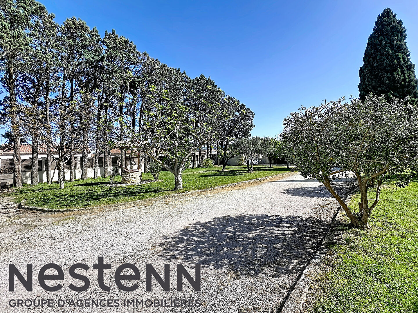 Agence immobilière de 
 NESTENN SALON DE PROVENCE - NESTENN SALON DE PROVENCE 
