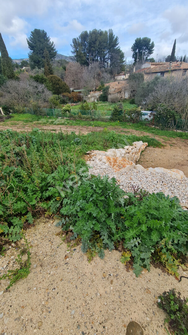Photo Terrain Aubagne 600 m2-Rare à la vente- image 3/4