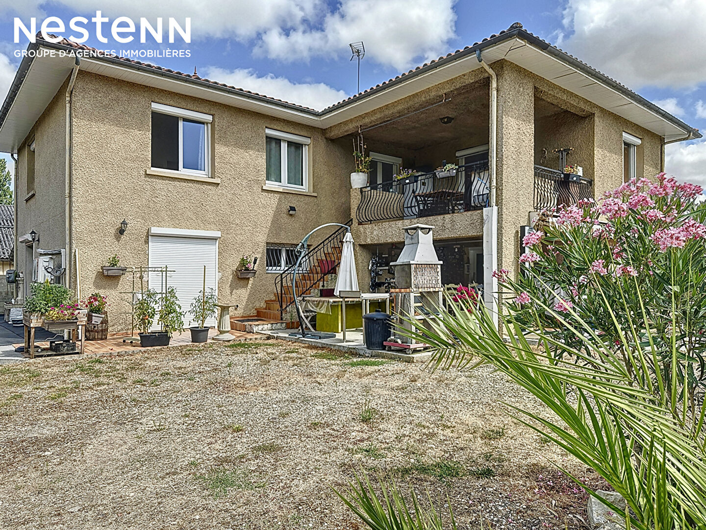 Photo Maison Auch 7 pièces 254 m2 image 1/6